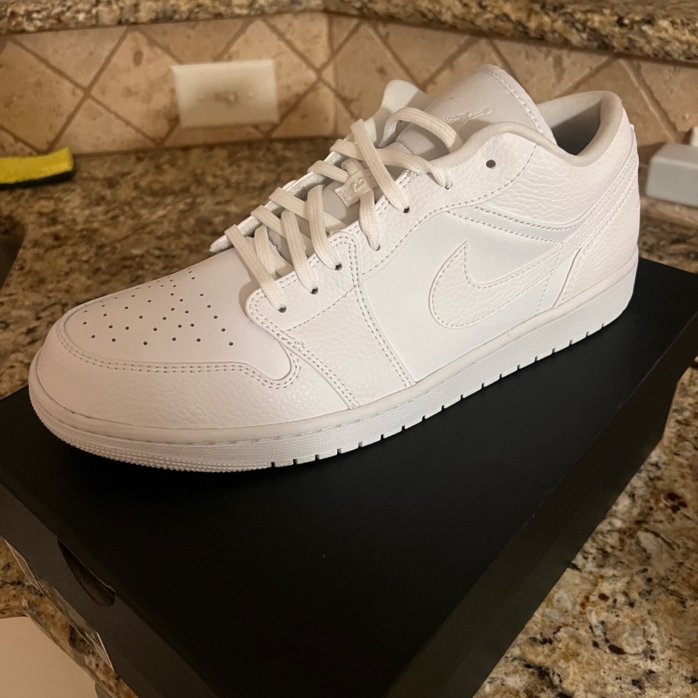 Air Jordan 1 Low Triple White Size 13